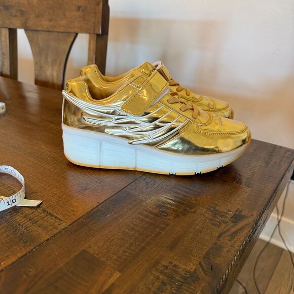 Shoes - Metallic Gold Platform Roller Sneakers light up